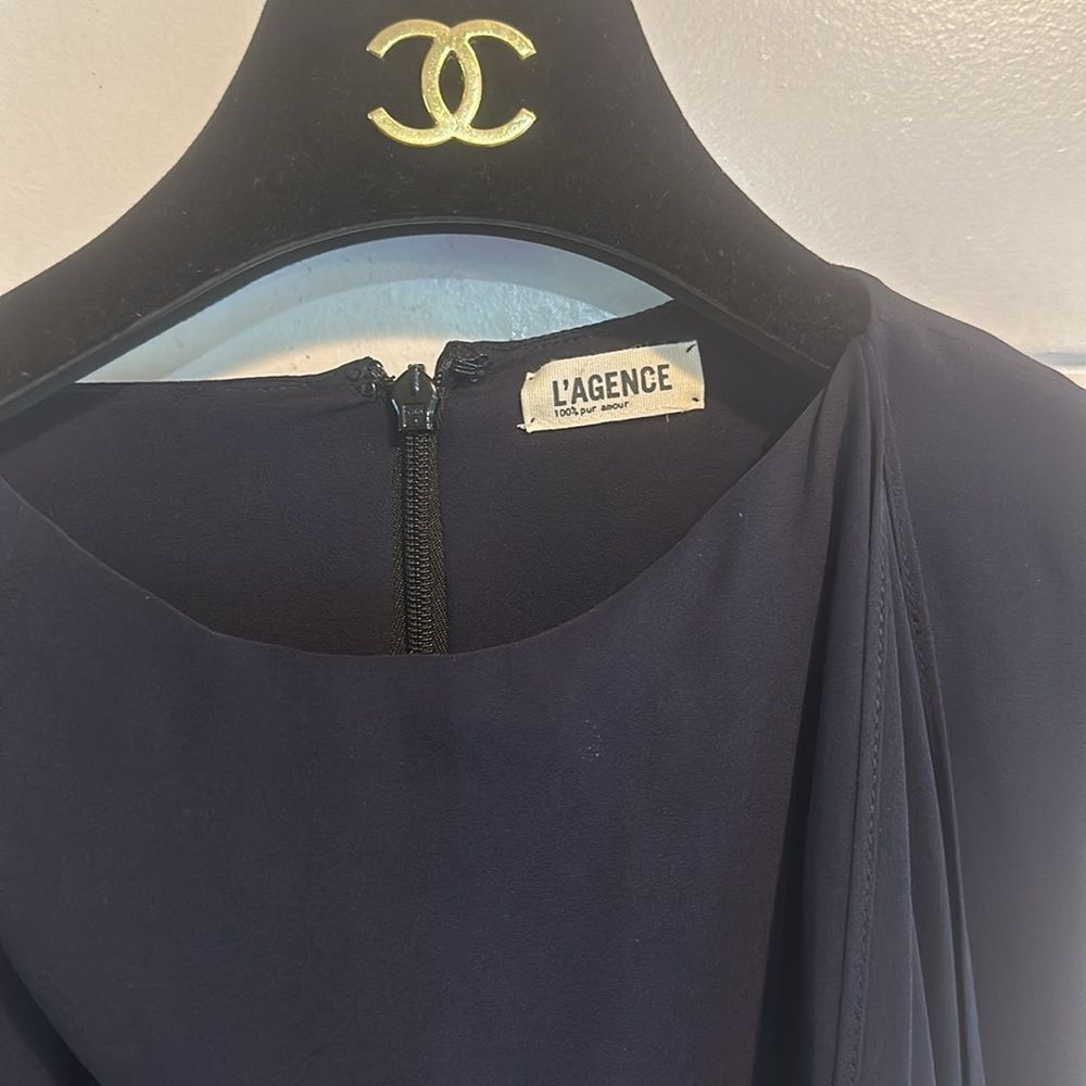 L’agence 100% silk midi scarf draped dress Navy blue Sz 2 Retail $600 luxury - Picture 4 of 8